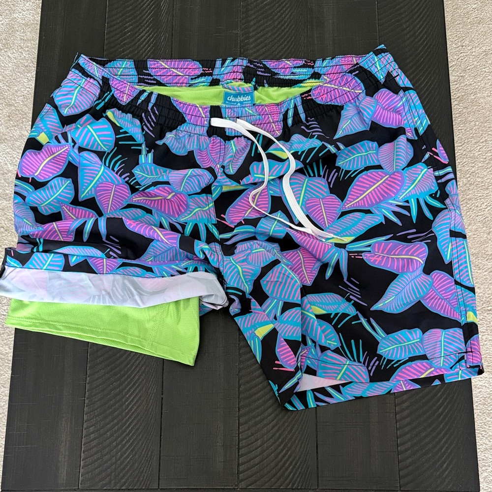 Chubbies Black and Pink Leaf Print Swim Trunks